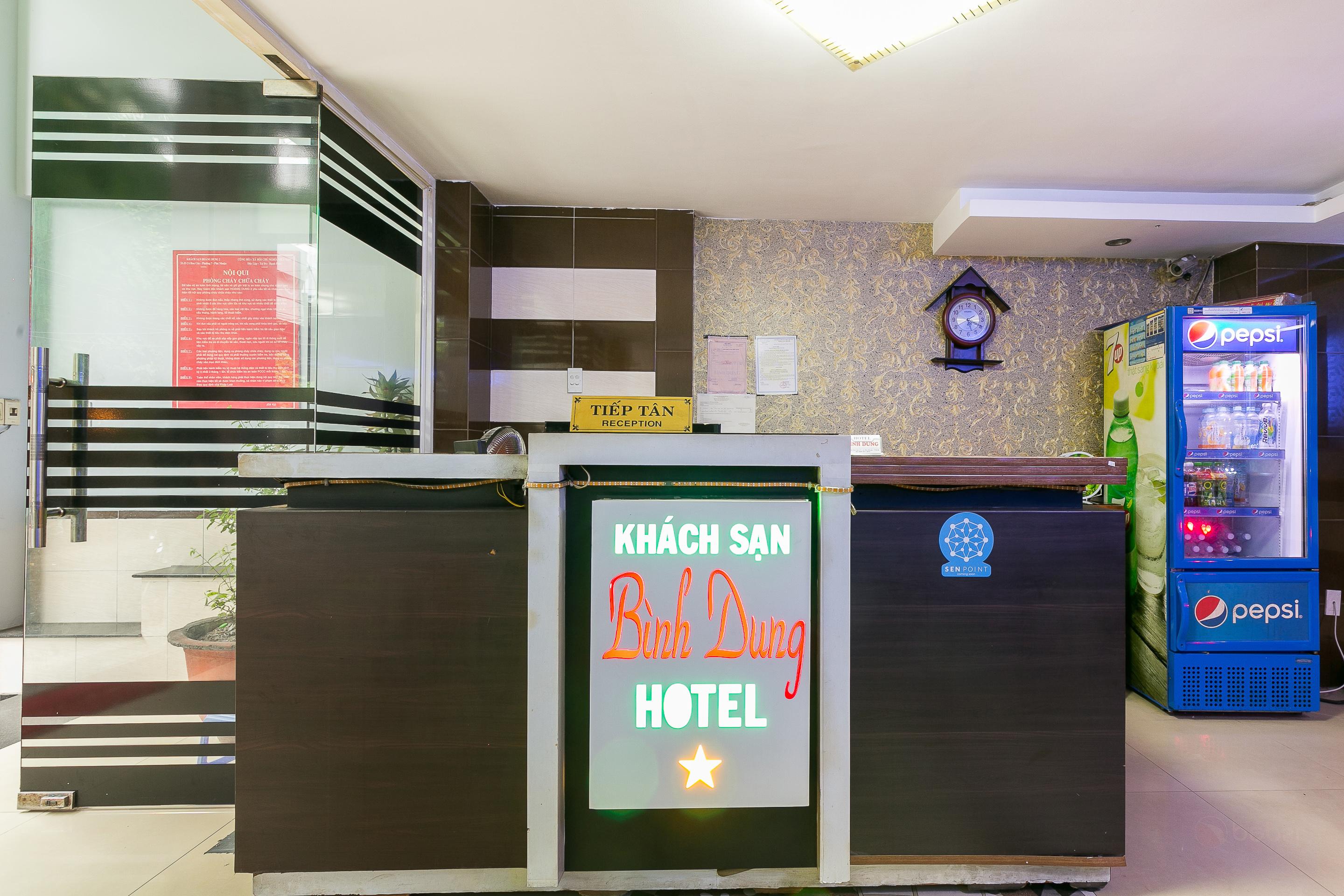 Binh Dung Hotel Ho Chi Minh City Exterior photo